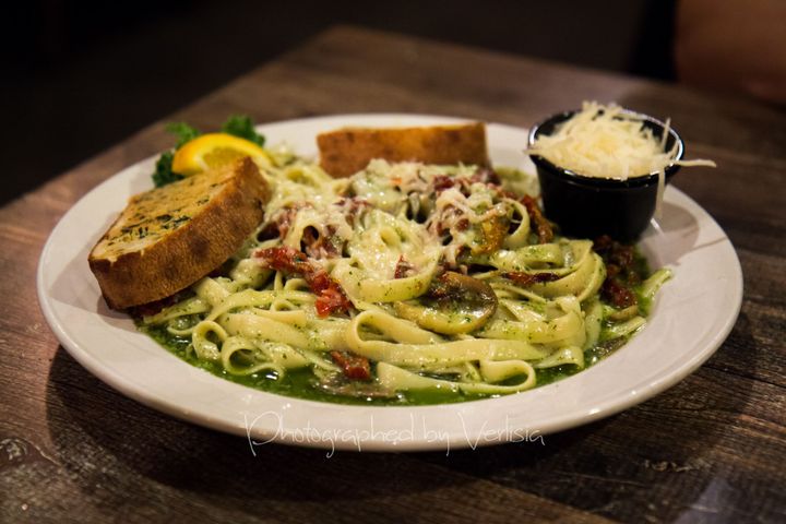 The River Restaurant & Lounge, El Portal, California