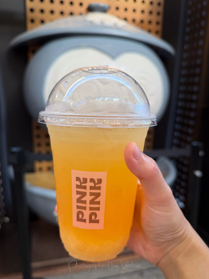 Pink Pink Tea Shoppe, San Francisco, California