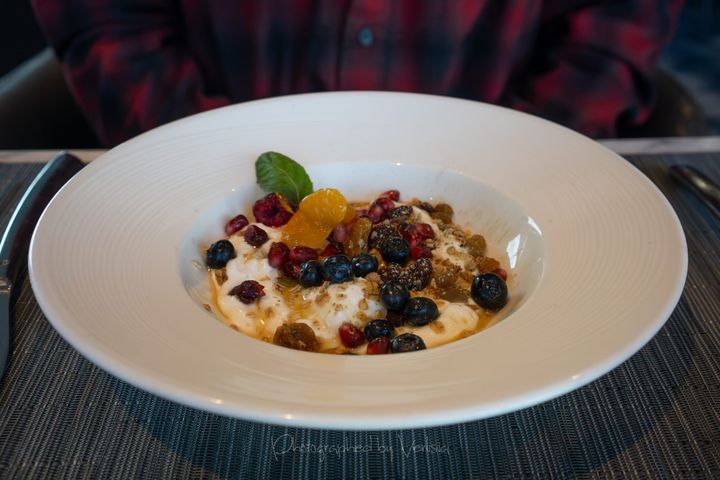 United Polaris Lounge, San Francisco, California