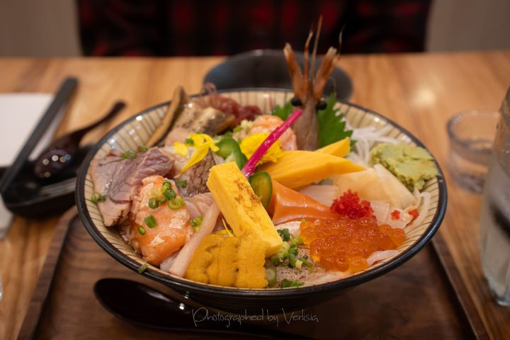 Hana Don, Toronto, Canada