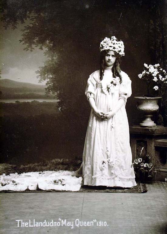May-Queen-Llandudno
