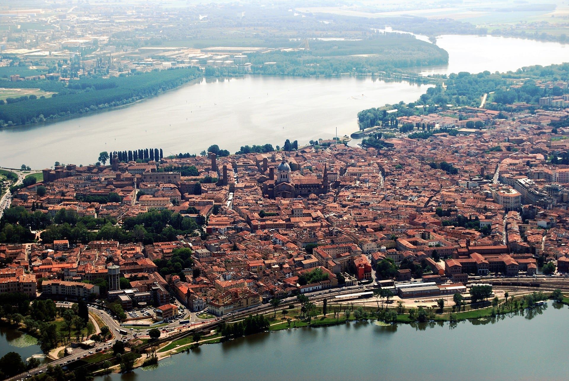 If 'Romeo and Juliet' were set in Mantua