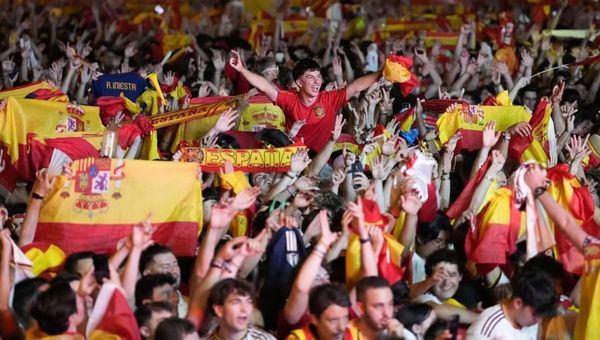 Crowds and violence: football as a barometer of society