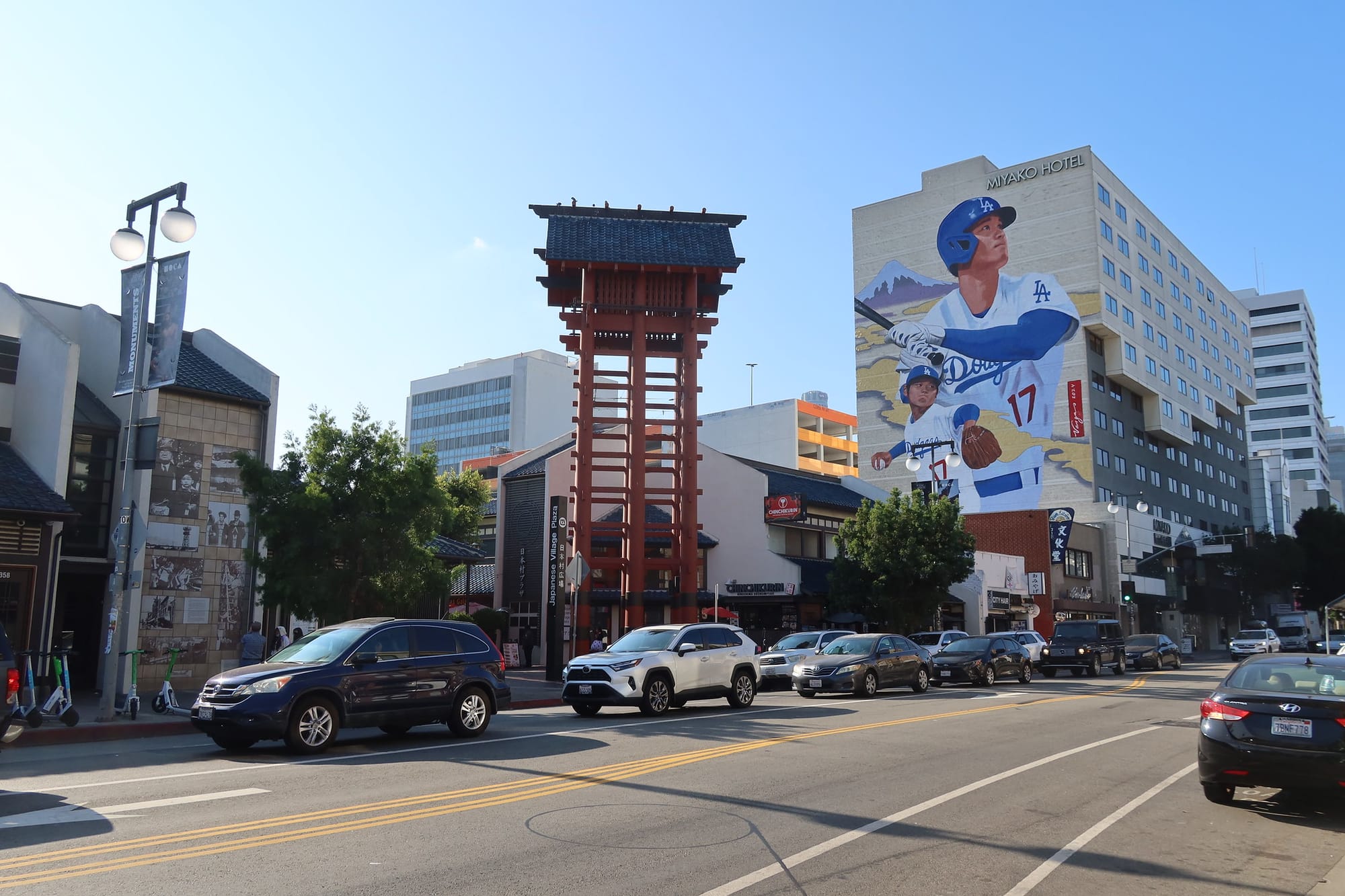 A mural of Shohei Ohtani pitching and batting in Little Tokyo, Los Angeles. Photo by Wyliepoon / Flickr.com.