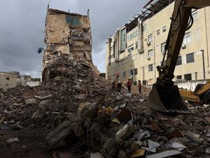 Venezuela earthquake death toll exceeds 5,000