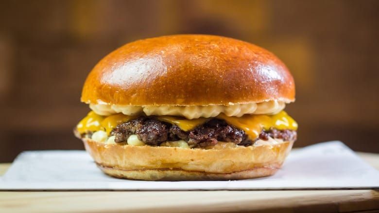 How to make Smash burgers 🍔