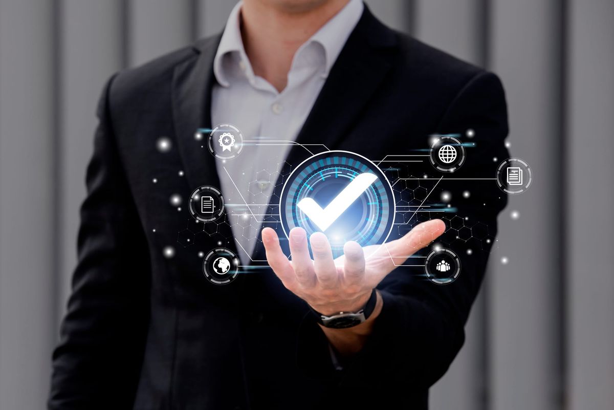 The advantages and benefits of a SCORM Compliant E-learning System