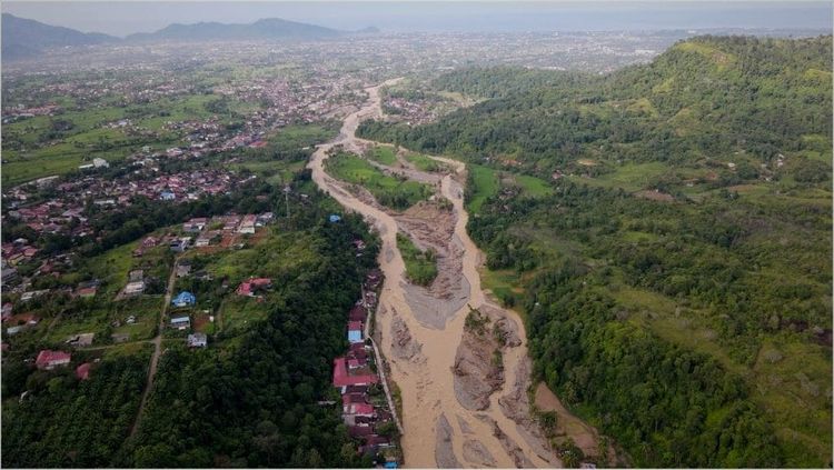 The Limits of a Land-Hungry Economy
