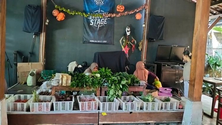 Sustaining the Healthy Food Market in Yogyakarta