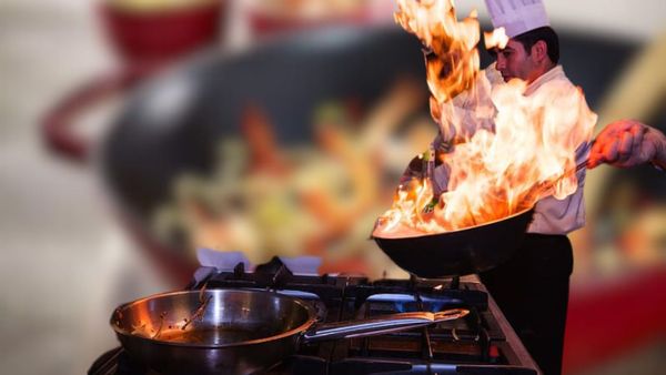 Want The Best Quality Red Wok That Elevates Culinary Skills?