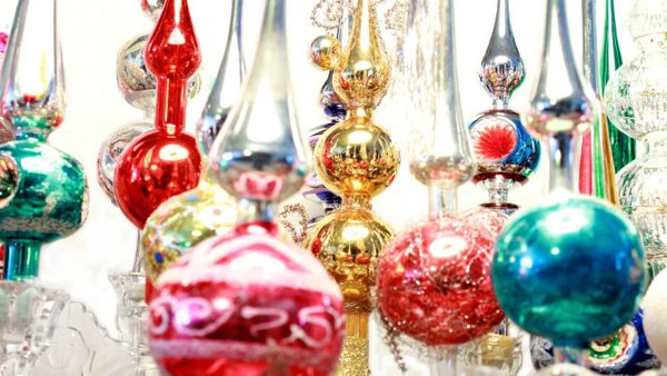 How Can You Tell If Ornaments Are Vintage? The Ultimate Guide