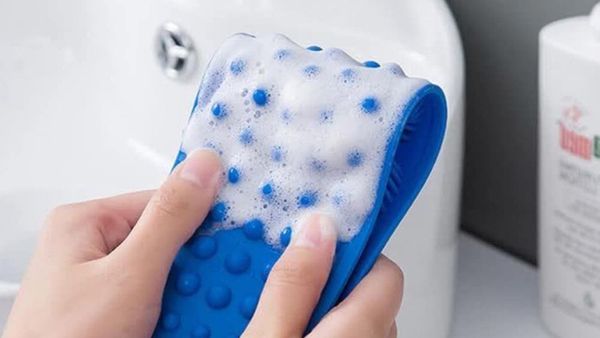 Do Silicone Body Scrubbers Really Carry Bacteria? Reassuring The Truth