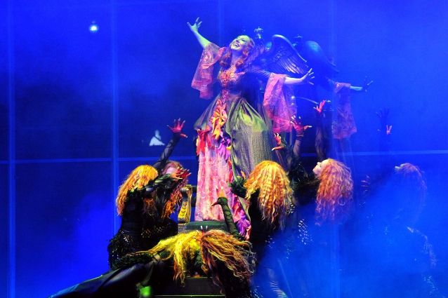 Theater Bonn / Premiere snoWhite Queen (Aino Laos) © Lilian Szokody Theater Bonn / Premiere snoWhite Queen (Aino Laos) © Lilian Szokody