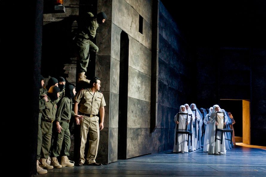 Theater Dortmund / Trovatore © Björn Hickmann / Stage Picture - Theater Dortmund Theater Dortmund / Trovatore © Björn Hickmann / Stage Picture - Theater Dortmund