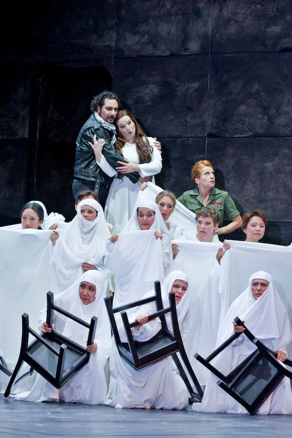 Theater Dortmund / Trovatore © Björn Hickmann / Stage Picture - Theater Dortmund Theater Dortmund / Trovatore © Björn Hickmann / Stage Picture - Theater Dortmund