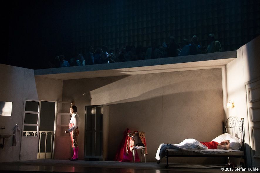 Theater Hagen /Carmen / Frank Dolphin Wong (Escamillo), Kristine Larissa Funkhauser (Carmen) © Kühne