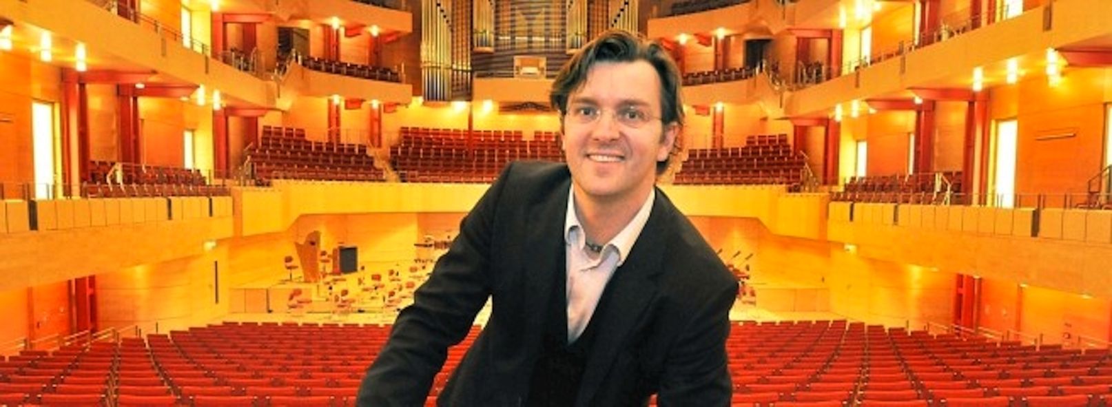 Philharmonie Essen / Generalmusikdirektor Tomas Netopil © Philharmonie Essen Philharmonie Essen / Generalmusikdirektor Tomas Netopil © Philharmonie Essen