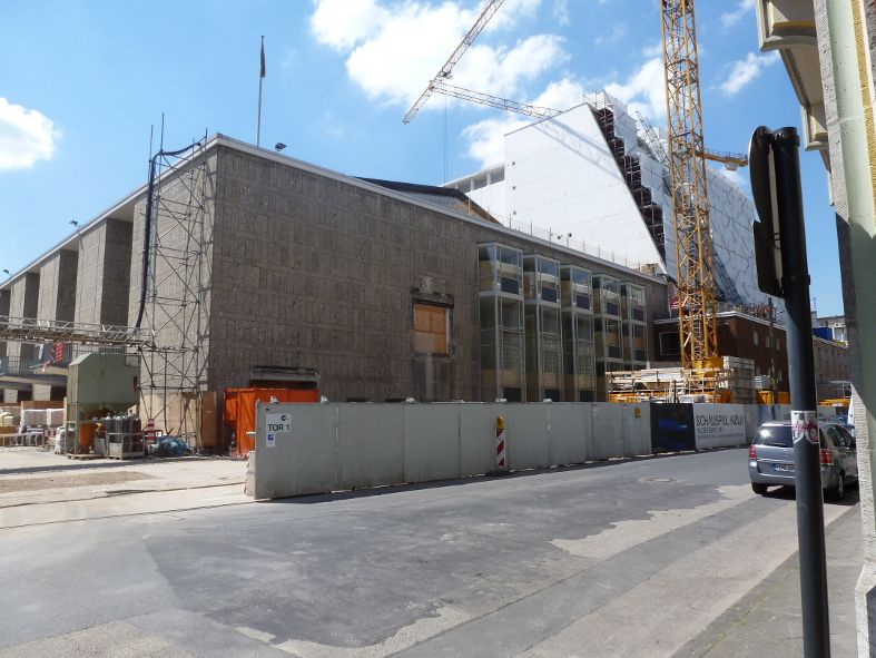 Oper Koeln / Offenbachplatz Ein Sanierungsfall © IOCO