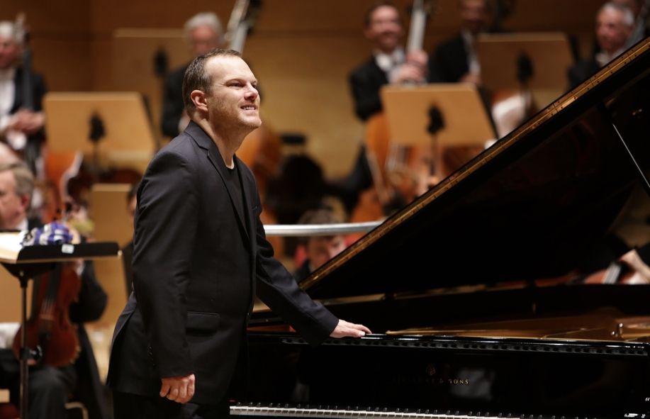 Philharmonie Essen / London Philharmonic Orchestra - Yannick Nézet-Séguin - Lars Vogt, Piano © Sven Lorenz Philharmonie Essen / London Philharmonic Orchestra - Yannick Nézet-Séguin - Lars Vogt, Piano © Sven Lorenz