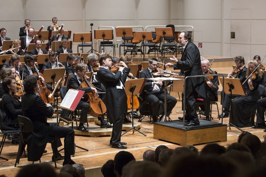Konzerthaus Dortmund / Julian Rachin Riccardo Chailly - Gewandhausorchester © Pascal Rest Konzerthaus Dortmund / Julian Rachin Riccardo Chailly - Gewandhausorchester © Pascal Rest