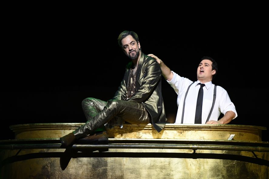 Deutsche Oper am Rhein / Lelisir d'amore © Hans Joerg Michel - www.foto-drama.de