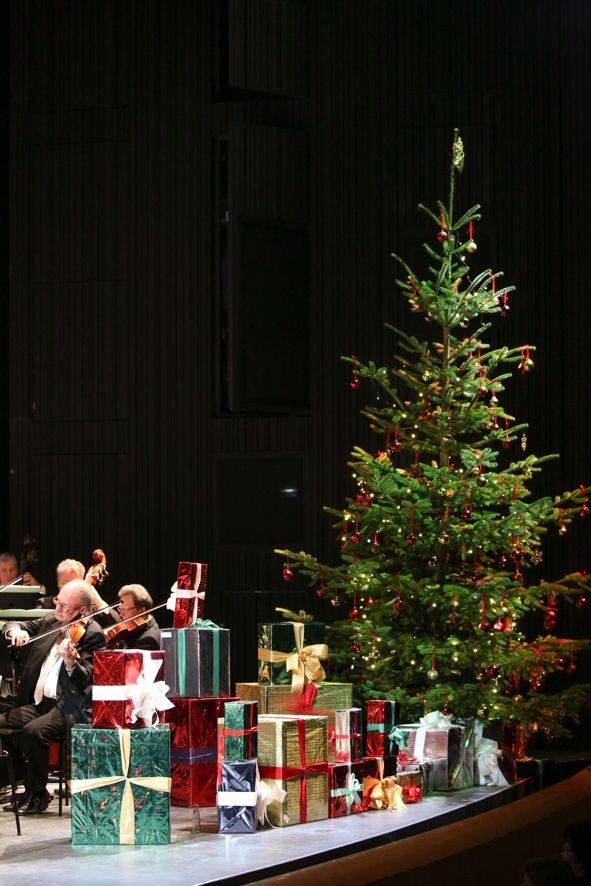 Oper Frankfurt / Konzert für Kinder zu Weihnachten im letzten Jahr © Wolfgang Runkel Oper Frankfurt / Konzert für Kinder zu Weihnachten im letzten Jahr © Wolfgang Runkel