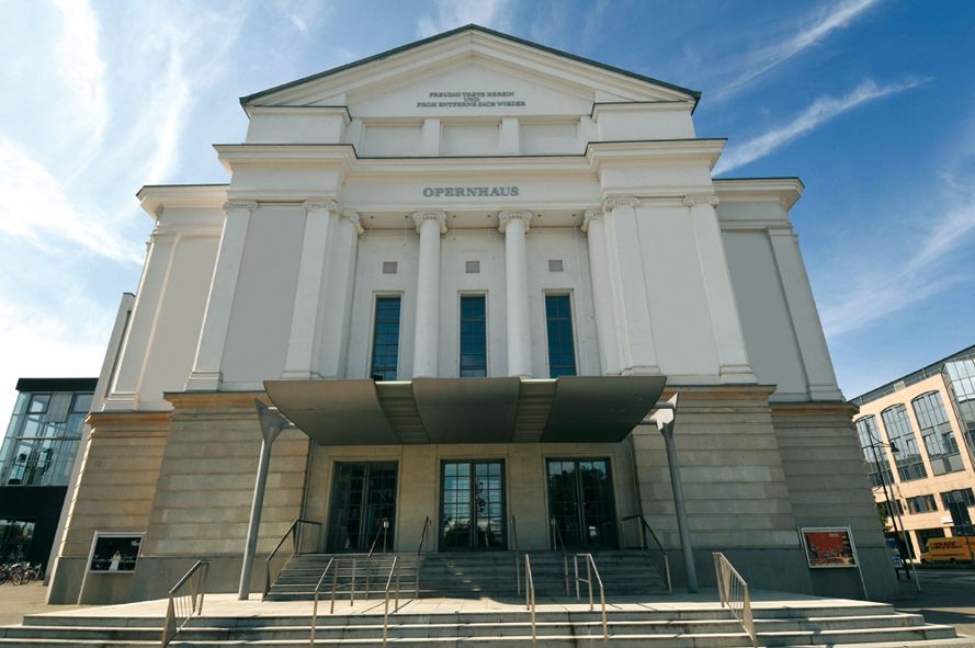 Theater Magdeburg © Theater Magdeburg / Hans Ludwig Boehme Theater Magdeburg © Theater Magdeburg / Hans Ludwig Boehme