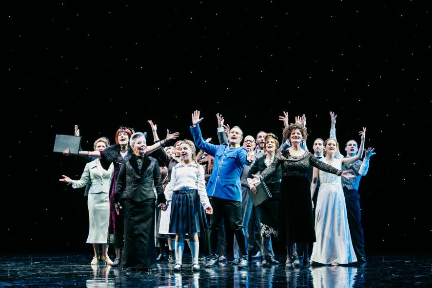 München / Gärtnerplatztheater DAS LÄCHELN EINER SOMMERNACHT Ensemble © Thomas Dashuber München / Gärtnerplatztheater DAS LÄCHELN EINER SOMMERNACHT Ensemble © Thomas Dashuber