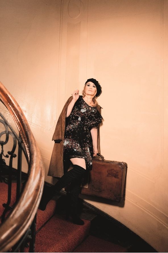 Komische Oper Berlin / La Vie en rose - Katharine Mehring © Jim Rakete