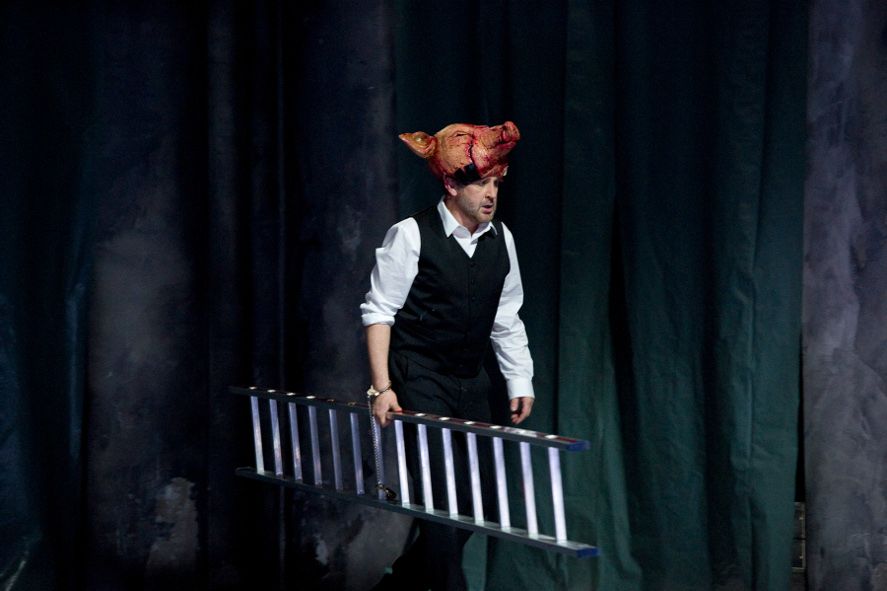 Nürnberg / Staatstheater Premiere Rigoletto © Jutta Missbach Nürnberg / Staatstheater Premiere Rigoletto © Jutta Missbach