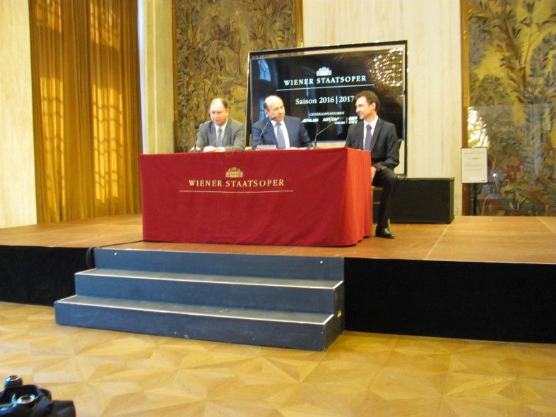 Wien / Staatsoper, vlnr Platzer, Meyer, Manuel Legris © IOCO Wien / Staatsoper, vlnr Platzer, Meyer, Manuel Legris © IOCO