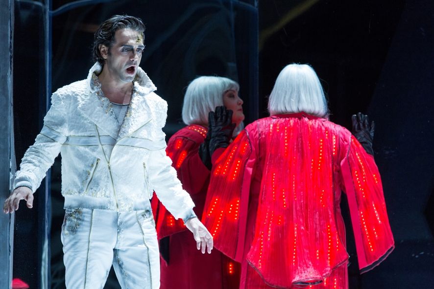 Oper Leipzig / Turandot Leonardo Caimi als Calaf und Jennifer Wilson als Turandot © Tom Schulze Oper Leipzig / Turandot Leonardo Caimi als Calaf und Jennifer Wilson als Turandot © Tom Schulze