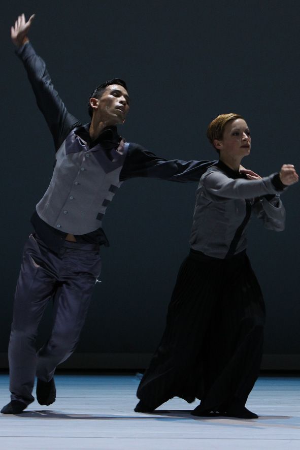 Theater am Domhof - Osnabrück / Schwanensee Siegfried und Mutter © Jörg Landsberg Theater am Domhof - Osnabrück / Schwanensee Siegfried und Mutter © Jörg Landsberg