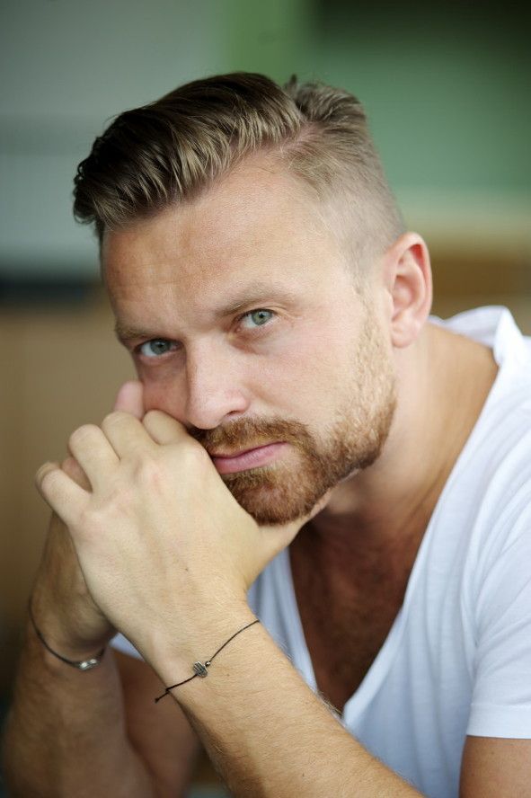 Elbphilharmonie Hamburg / Pavol Breslik © Neda Navaee Elbphilharmonie Hamburg / Pavol Breslik © Neda Navaee