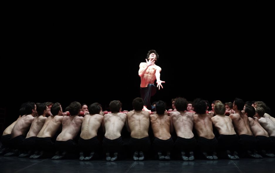 Stuttgarter Ballett / Bolero © Carlos Quezada Stuttgarter Ballett / Bolero © Carlos Quezada
