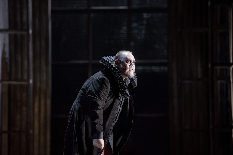 Oper Frankfurt / Quinn Kelsey als Rigoletto © Monika Rittershaus Oper Frankfurt / Quinn Kelsey als Rigoletto © Monika Rittershaus