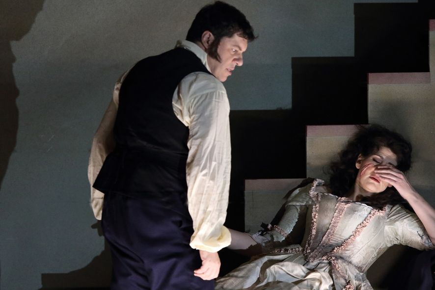 Bayerische Staatsoper / Andrea Chenier - L. Salsi A. Harteros © Wilfried Hösl