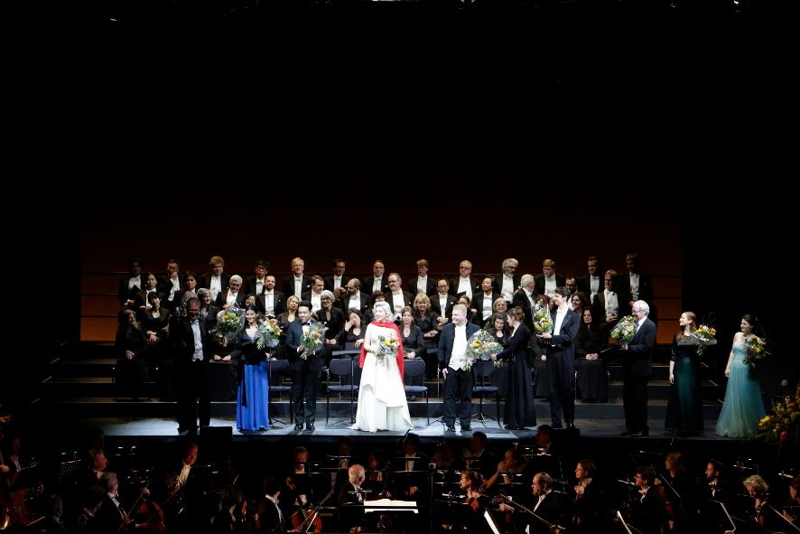 Oper Köln / Oberon - Christoph Poppen (Dirigent), Adriana Bastidas Gamboa (Puck), Jeongki Cho (Oberon), Kristiane Kaiser (Rezia), Brenden Gunnell (Hüon von Bordeaux), Oper Köln / Oberon_Regina Richter (Fatime), Wolfgang Stefan Schwaiger (Scherasmin), August Zirner (Erzähler), María Isabel Segarra und Maria Kublashvili (Meermädchen) © Paul Leclaire Oper Köln / Oberon - Christoph Poppen (Dirigent), Adriana Bastidas Gamboa (Puck), Jeongki Cho (Oberon), Kristiane Kaiser (Rezia), Brenden Gunnell (Hüon von Bordeaux), Oper Köln / Oberon_Regina Richter (Fatime), Wolfgang Stefan Schwaiger (Scherasmin), August Zirner (Erzähler), María Isabel Segarra und Maria Kublashvili (Meermädchen) © Paul Leclaire