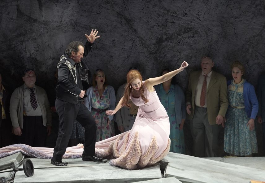 Theater Augsburg / Otello © A.T. Schaefer Theater Augsburg / Otello © A.T. Schaefer