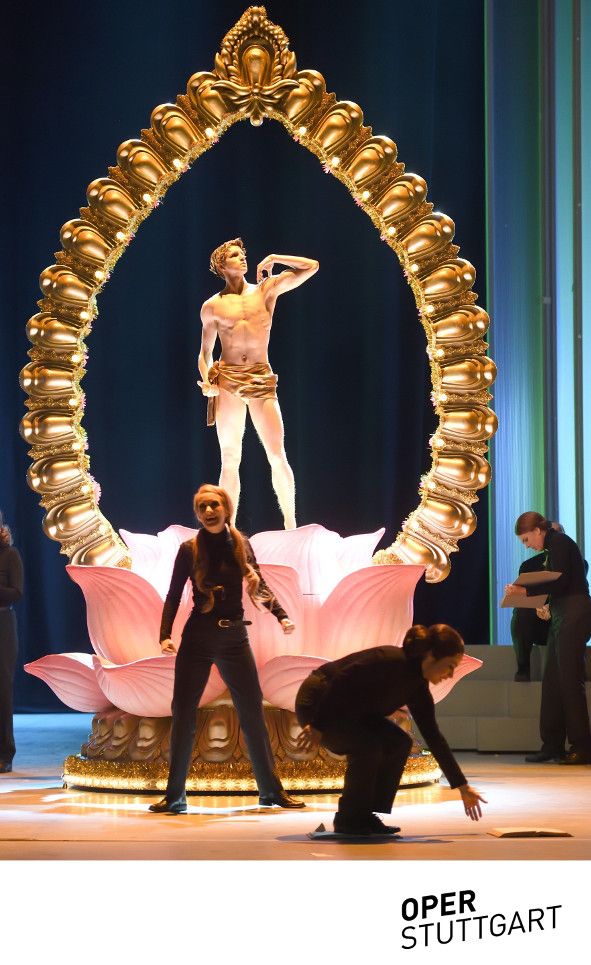 Oper Stuttgart / Tod in Venedig_ David Moore als Apollon © Oper Stuttgart