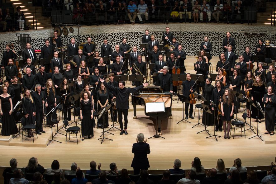 Elbphilharmonie Hamburg / Mahler Chamber Orchestra mit Teodor Currentzis © Daniel Dittus 