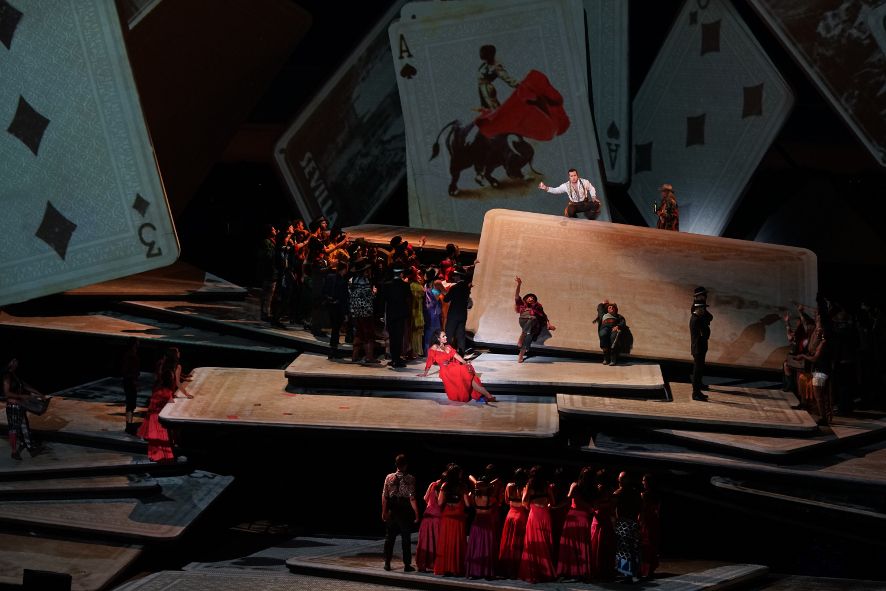 Bregenzer Festspiele / Carmen - Carmen, Solisten und Ensemble © Bregenzer Festspiele / Karl Forster Bregenzer Festspiele / Carmen - Carmen, Solisten und Ensemble © Bregenzer Festspiele / Karl Forster