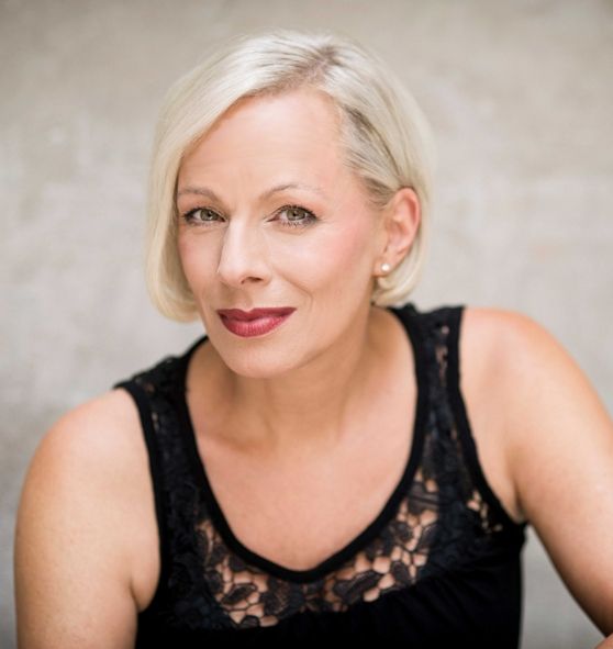 Staatstheater Cottbus / Isabel Dörfler © Bernd Brundert Staatstheater Cottbus / Isabel Dörfler © Bernd Brundert