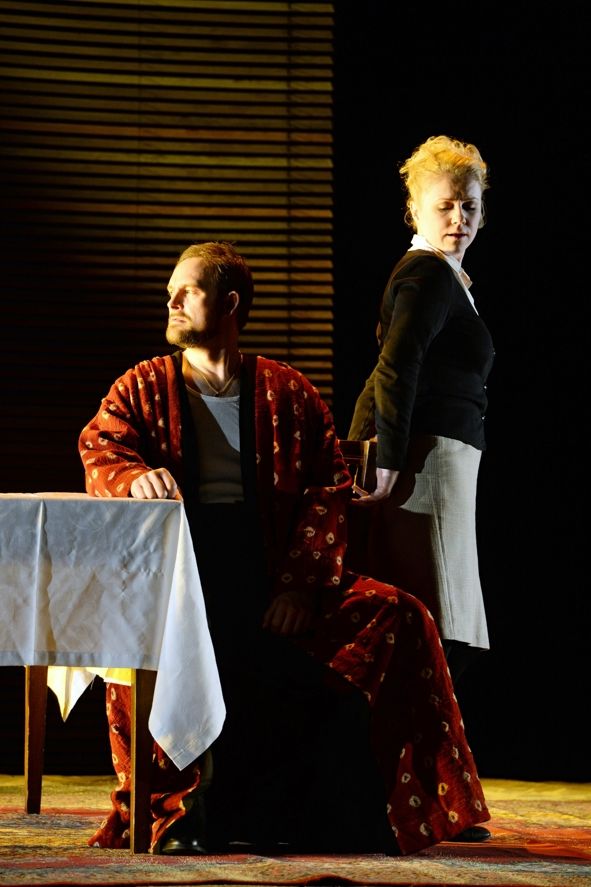 Oper Frankfurt / Entführung aus dem Serail v.l.n.r. Osmin und Blonde © Barbara Aumüller