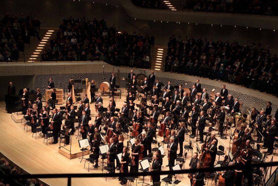 Elbphilharmonie Hamburg / Philharmonisches Staatsorchester © Patrik Klein Elbphilharmonie Hamburg / Philharmonisches Staatsorchester © Patrik Klein