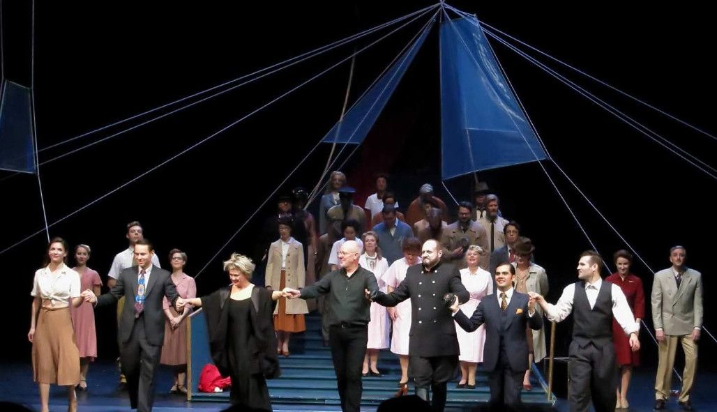 Theater Lübeck / Sunset Boulevard - hier Schlussapplaus mit Gitte Haenning © Patrik Klein Theater Lübeck / Sunset Boulevard - hier Schlussapplaus mit Gitte Haenning © Patrik Klein