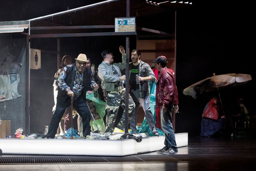 Theater Freiburg / Katja Kabanowa - hier Chor, Ensemble © Rainer Muranyi Theater Freiburg / Katja Kabanowa - hier Chor, Ensemble © Rainer Muranyi