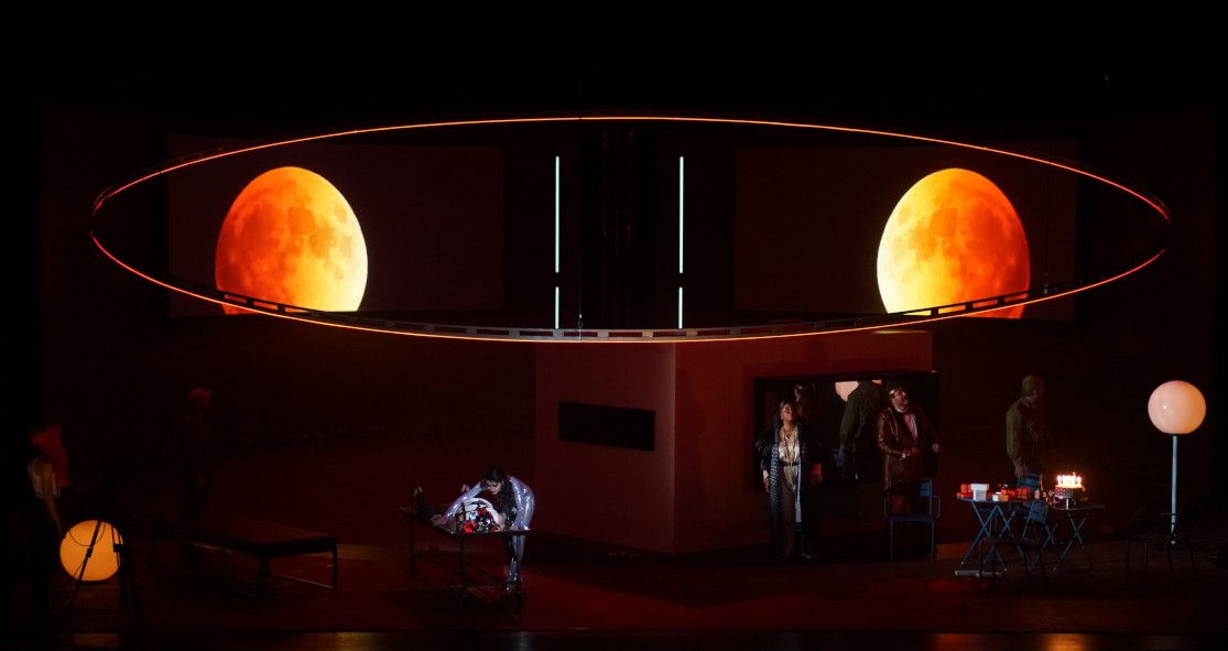Hessisches Staatstheater Wiesbaden / Salome - hier : Ensemble © Karl Monika Forster