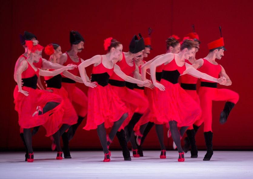 Deutsche Oper am Rhein / Paul Taylor: Offenbach Overtures – Ensemble © Gert Weigelt