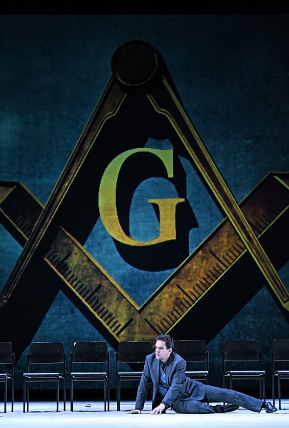 Hessisches Staatstheater Wiesbaden / Die Zauberflöte - Gustavo Quaresma © Andreas J. Etter